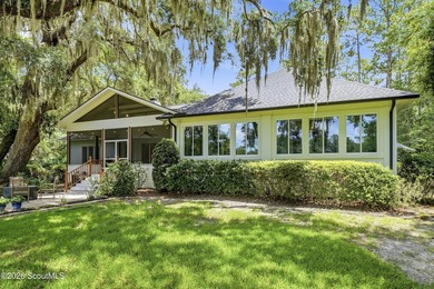 ROOMS WITH A VIEW! This beautiful custom-built, single-story - photo 34