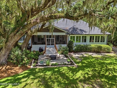 ROOMS WITH A VIEW! This beautiful custom-built, single-story - photo 38