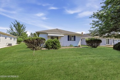 Welcome to this 2-bedroom, 2-bath ranch-style home offering - photo 16