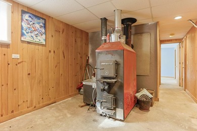 MOTIVATED SELLER!!! Nestled on 4.65 scenic acres, this charming - photo 25