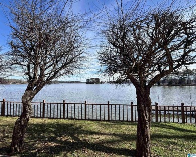 Lake Home For Sale in Shelby, Alabama