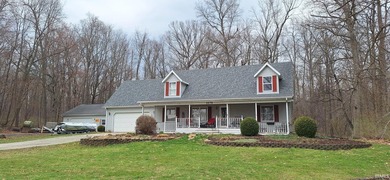 Motivated Seller! Looking for space? Here it is! Over 3,500 sq - photo 1