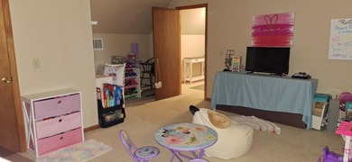 Motivated Seller! Looking for space? Here it is! Over 3,500 sq - photo 8