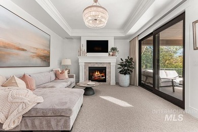 Among the most irreplaceable residential offerings in the Valley - photo 18