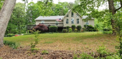 (private lake, pond, creek) Home For Sale in Soddy Daisy Tennessee