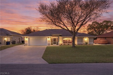 (private lake, pond, coastal) Home For Sale in North Fort Myers Florida