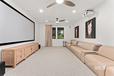 Among the most irreplaceable residential offerings in the Valley - photo 24