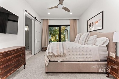 Among the most irreplaceable residential offerings in the Valley - photo 26