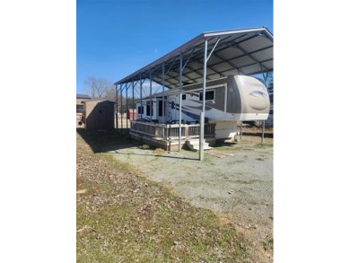 (private lake, pond, creek) Lot For Sale in Kansas Oklahoma