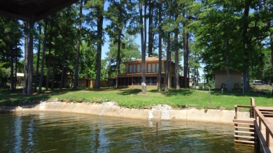 Toledo Bend Lake Home Sale Pending in Hemphill Texas