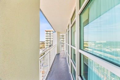 High Above the Shore. Gorgeous Ocean Views. Effortless Coastal - photo 15