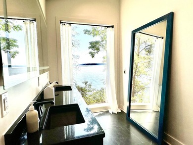 Completed in 2023, this Tennessee River Modern Masterpiece is - photo 15