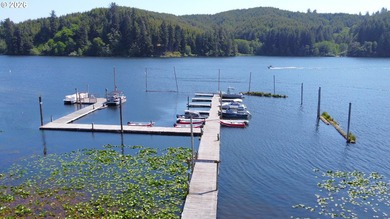 Enjoy the ultimate Oregon coastal lifestyle! // Located just - photo 21