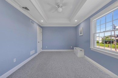 Welcome to Paradise Point living at its finest! This impressive - photo 38