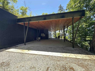 Completed in 2023, this Tennessee River Modern Masterpiece is - photo 39