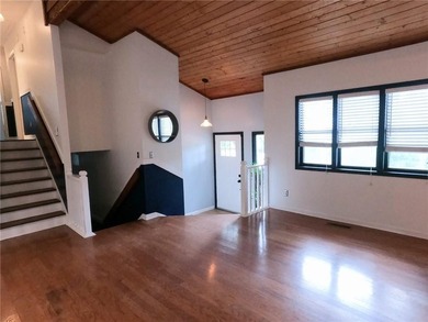 Contemporary living meets natural serenity in this spacious 2 - photo 4