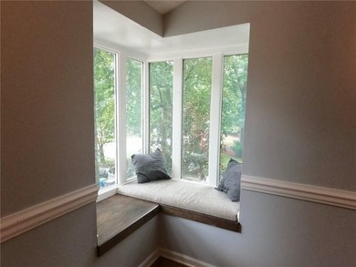 Contemporary living meets natural serenity in this spacious 2 - photo 8