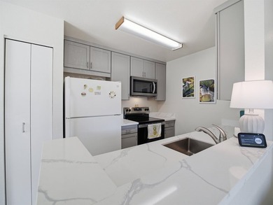 Discover the perfect blend of comfort, style, and island living - photo 4