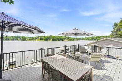 Beautiful Lake Front Home at Lake Mohawk! - photo 5