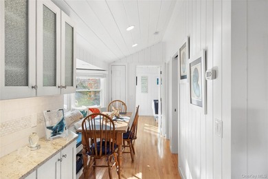 Indulge in the quintessential Hampton lifestyle at this - photo 11