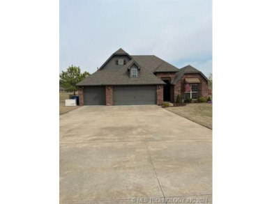 Lake Home For Sale in Owasso, Oklahoma
