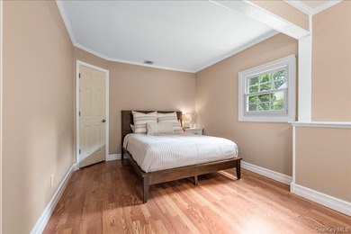 Welcome to 8 Walnut, a beautifully maintained 5-bedroom - photo 12