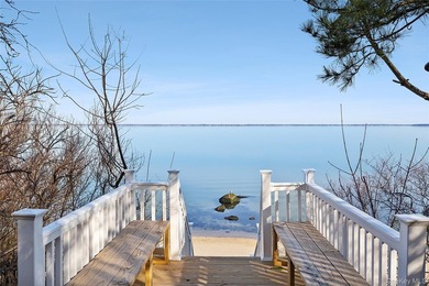 Indulge in the quintessential Hampton lifestyle at this - photo 15