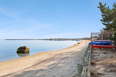 Indulge in the quintessential Hampton lifestyle at this - photo 16