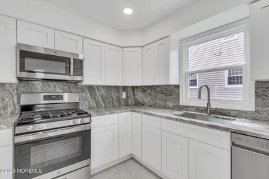 Beautifully renovated Yorkshire model with 1,360 sf and across - photo 18