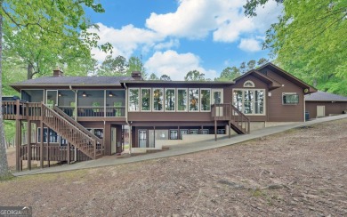 Lake Home For Sale in Toccoa, Georgia