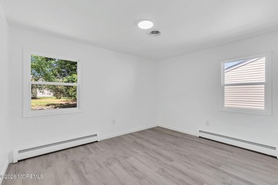 Beautifully renovated Yorkshire model with 1,360 sf and across - photo 24