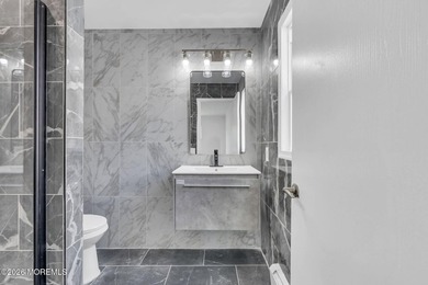 Beautifully renovated Yorkshire model with 1,360 sf and across - photo 25