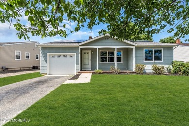 Beautifully renovated Yorkshire model with 1,360 sf and across - photo 34