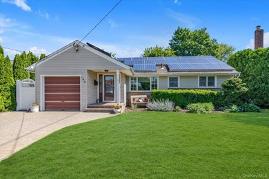 Massapequa Shores Gem! Turn-key 3-bedroom ranch featuring an - photo 1