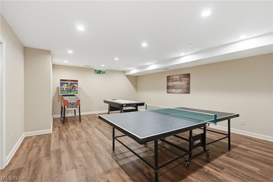 Set within Barrington's gated golf community, this distinguished - photo 33