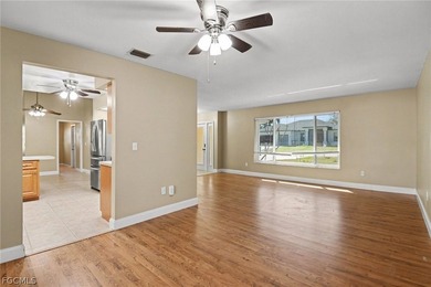 Welcome home to this light and bright, move-in ready gem - photo 5