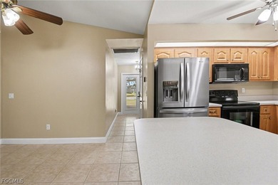 Welcome home to this light and bright, move-in ready gem - photo 9