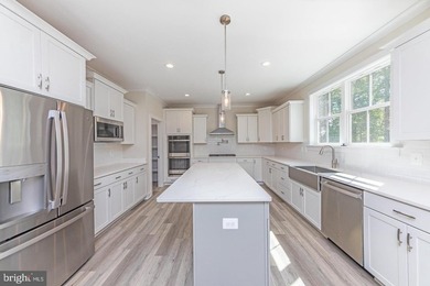 Luxury waterfront living awaits in this to-be-built custom - photo 10