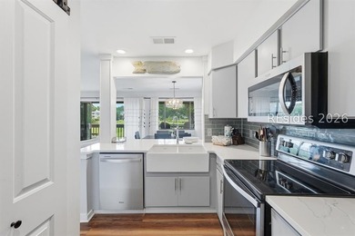 Fully renovated, 2 bed/2 bath Inverness Village Villa in - photo 6