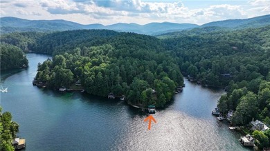 Lake Rabun Home For Sale in Lakemont Georgia