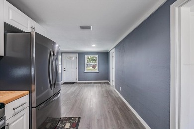 Under contract-accepting backup offers. Welcome home to this - photo 8
