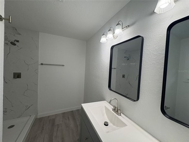 Welcome to this beautifully renovated 4-bedroom, 3-bath home - photo 14