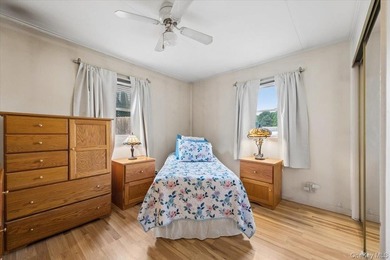 Set on a quiet cul-de-sac in one of the area's most convenient - photo 20