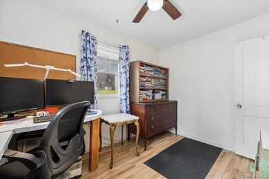 Set on a quiet cul-de-sac in one of the area's most convenient - photo 24