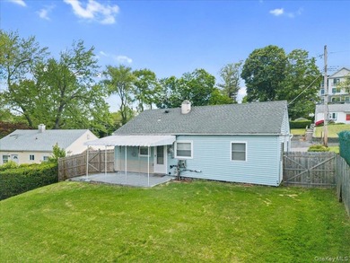 Set on a quiet cul-de-sac in one of the area's most convenient - photo 28