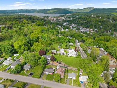 Set on a quiet cul-de-sac in one of the area's most convenient - photo 30