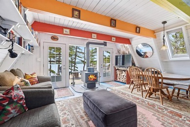 Experience the ultimate off-grid lifestyle where total privacy - photo 10