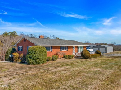 Douglas Lake Home For Sale in Dandridge Tennessee