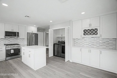 Just renovated lakeview in sought after south. This home - photo 11