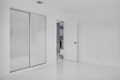 Priced to sell! Step into modern living with this freshly - photo 11